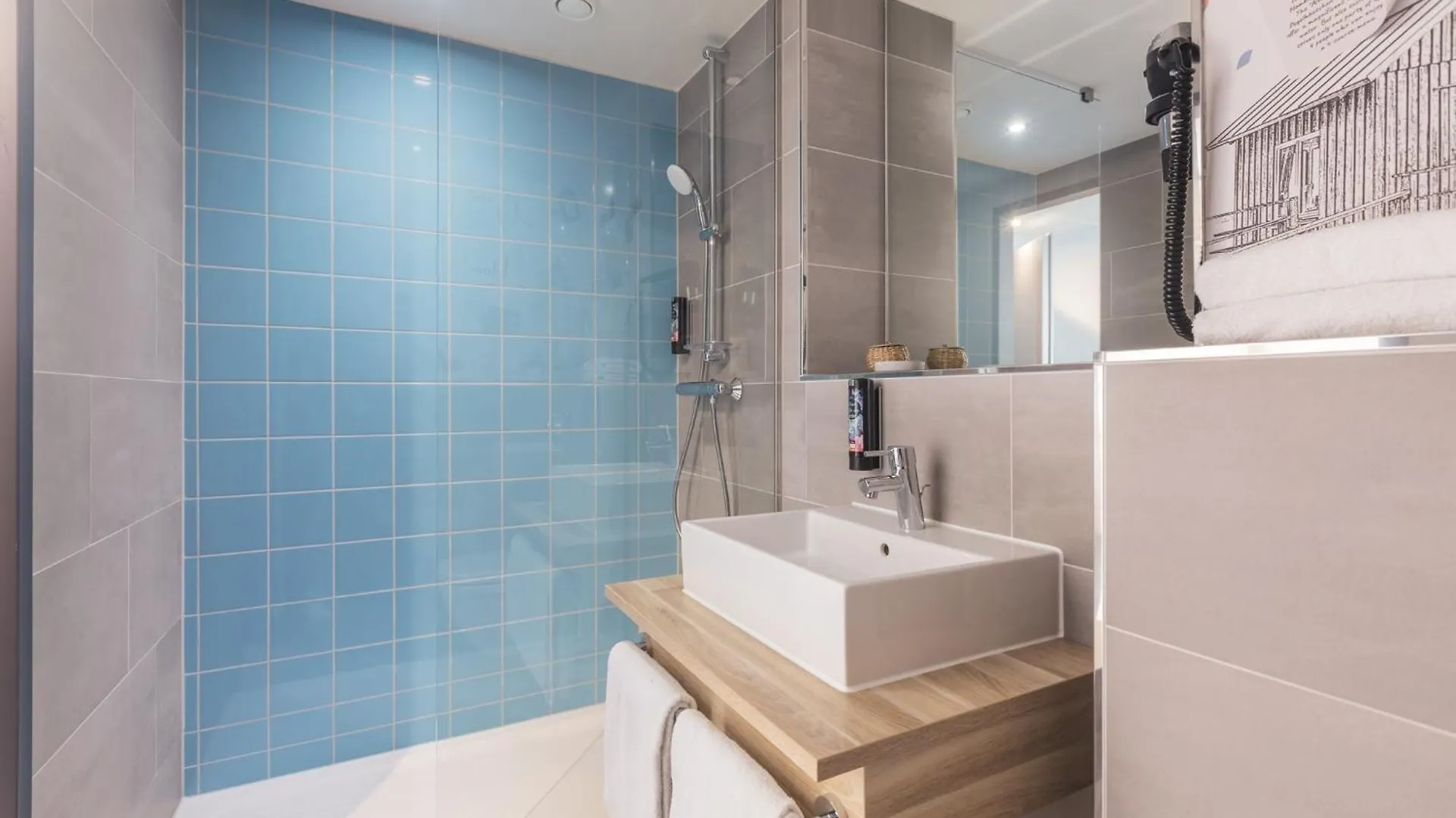 Holiday Inn - The Niu, Yen Hamburg City By Ihg