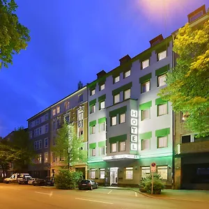 Otel Schumacher ***