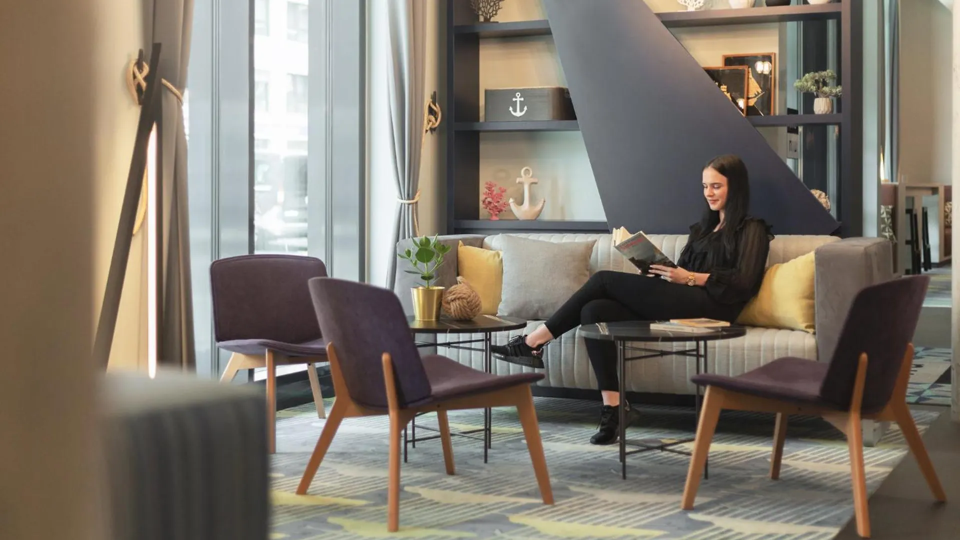 Holiday Inn - The Niu, Yen Hamburg City By Ihg location