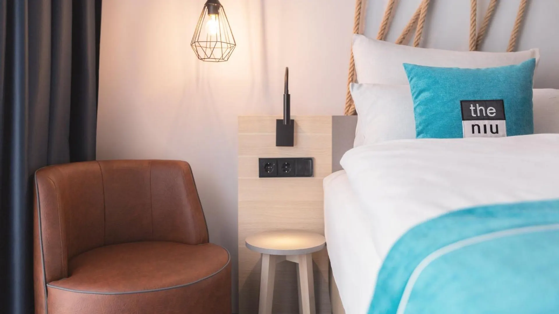 Holiday Inn - The Niu, Yen Hamburg City By Ihg 3*,  Germany