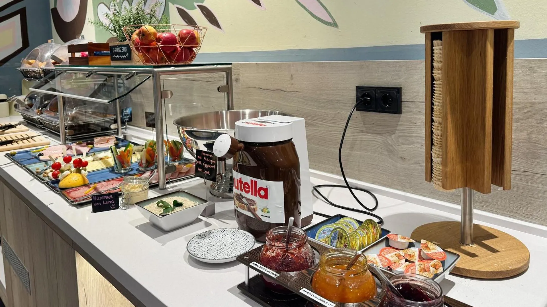 Holiday Inn - The Niu, Yen Hamburg City By Ihg Hotel