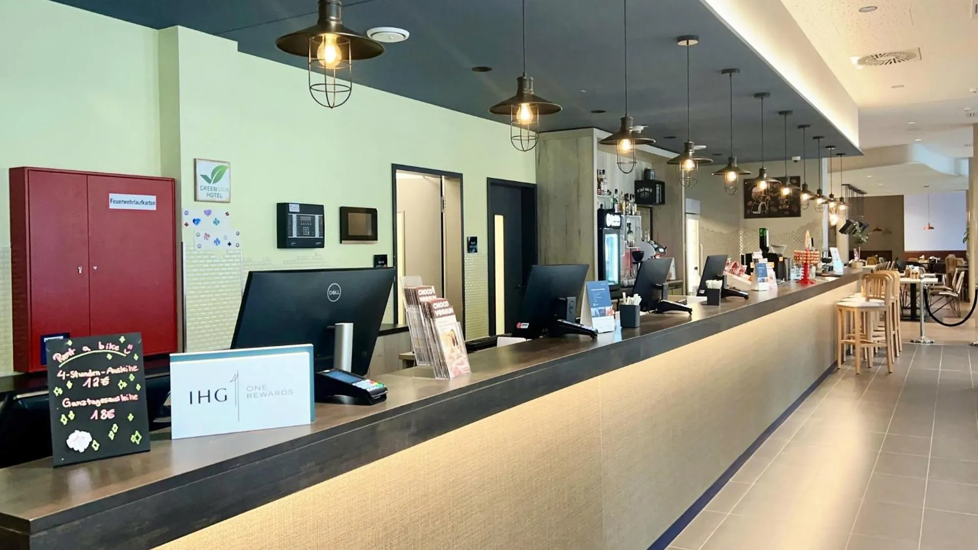 Holiday Inn - The Niu, Yen Hamburg City By Ihg